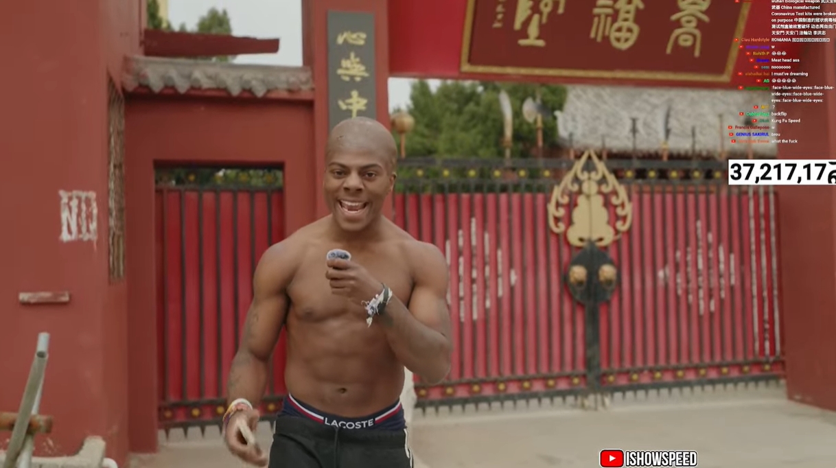 光頭造型!Speed中國(guó)行來(lái)到鄭州少林寺,上香拜佛學(xué)功夫