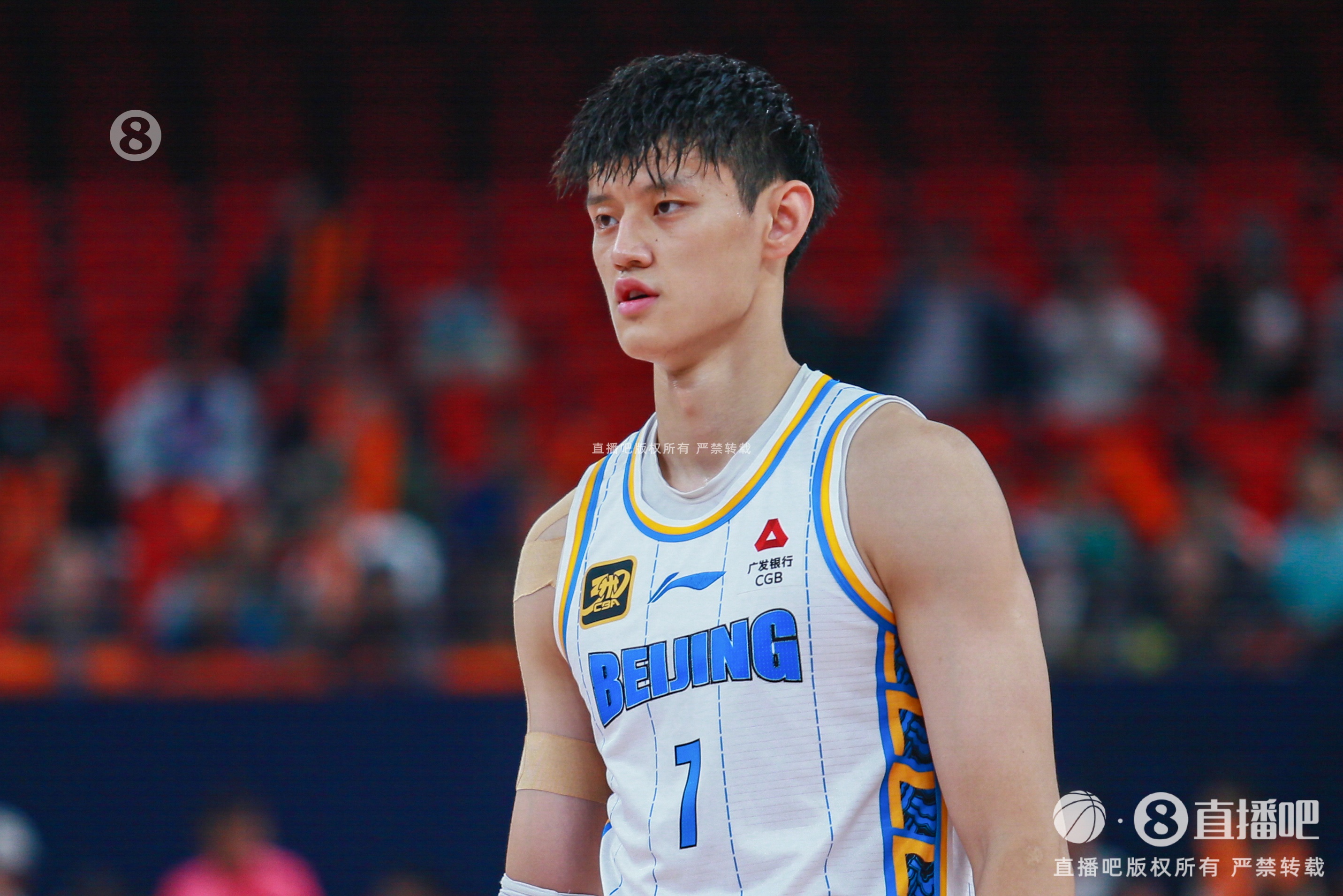 崔永熙:曾凡博的實力可以立足NBA發(fā)展聯(lián)盟 他性格也很想證明自己